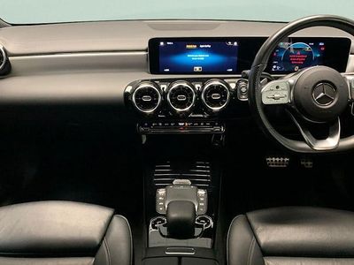 Mercedes CLA200