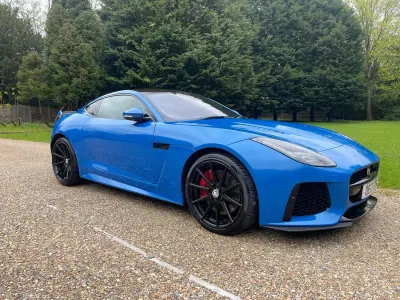 Usado Jaguar F-Type SVR 575 HP (422 kW) 2017 Azul Coupé