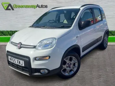 Used Fiat Panda Trekking 85 HP (62 kW) 2015 White Hatchback