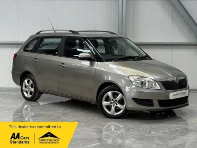 Begagnad Skoda Fabia SE 105 HK (77 kW) 2010 Beige Kombi