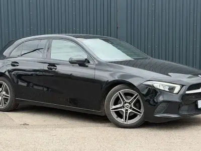 Używany Mercedes A180 116 KM (85 kW) 2019 Czarny Hatchback