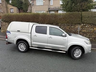 Used Toyota HiLux 171 HP (125 kW) 2013 Silver Pickup