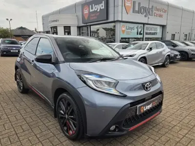 Used Toyota Aygo X 70 HP (51 kW) 2023 Grey SUV