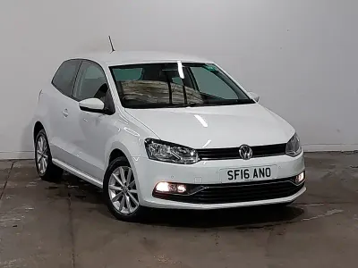 Used VW Polo Match 90 HP (66 kW) 2016 White Hatchback