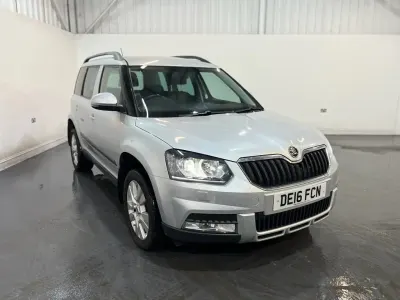 Używany Skoda Yeti SE L 110 KM (80 kW) 2016 Srebrny SUV