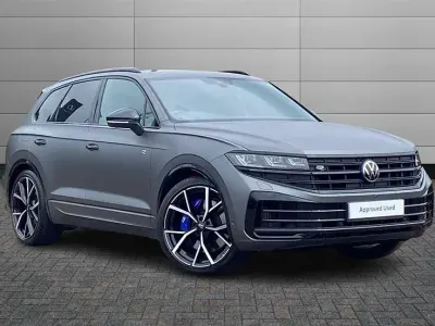 Usado VW Touareg R 462 HP (339 kW) 2025 Cinzento SUV