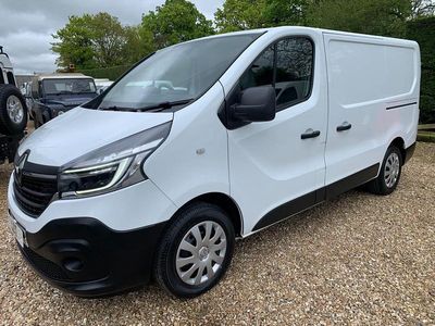 White Used 2019 Renault Trafic Business MPV | £9,995 (Fair price)