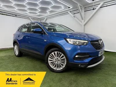 Begagnad Vauxhall Grandland X S 130 HK (95 kW) 2019 Blå SUV
