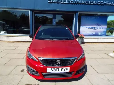 Used Peugeot 308 GT-line 129 HP (94 kW) 2017 Red Hatchback
