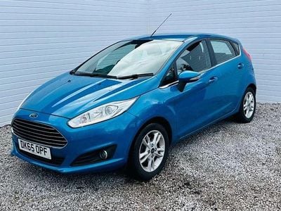Used Ford Fiesta Zetec 82 HP (60 kW) 2015 Blue Hatchback