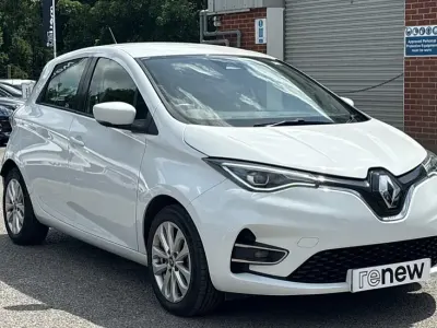 Used Renault Zoe Iconic 100 kW (136 HP) 2022 White  Hatchback