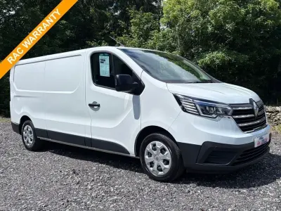 Used Renault Trafic 130 HP (95 kW) 2023 White MPV