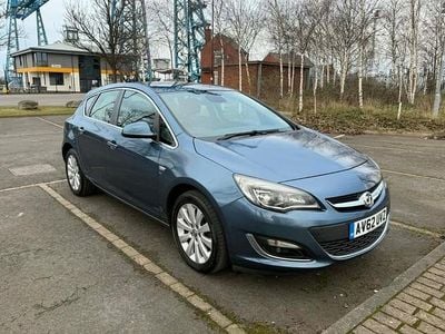 Used Vauxhall Astra 130 HP (95 kW) 2013 Blue Hatchback
