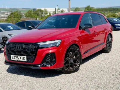 Used Audi Q7 Black Edition 286 HP (210 kW) 2025 Red SUV