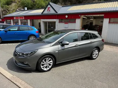 Used Vauxhall Astra 110 HP (80 kW) 2019 Grey Estate