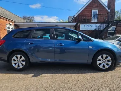 Käytetty Vauxhall Astra