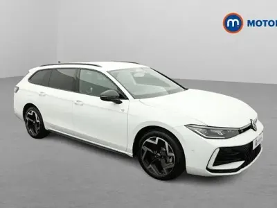 Used VW Passat R-line 204 HP (150 kW) 2025 White Estate