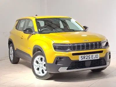 Used Jeep Avenger Summit 100 HP (73 kW) 2025 Yellow SUV