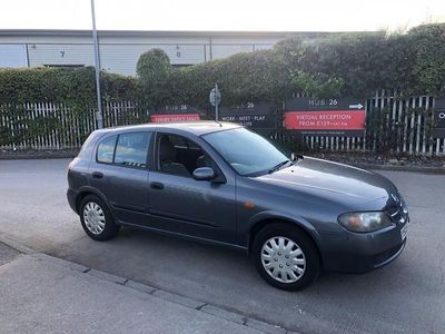 Nissan Almera