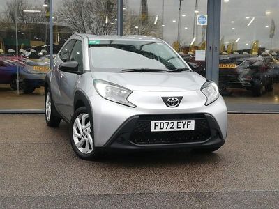 Used Toyota Aygo X PURE 72 HP (52 kW) 2023 Silver SUV