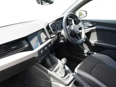 Used Audi A1 S-Line 113 HP (83 kW) 2024 White SUV