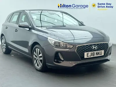 Used Hyundai i30 SE 120 HP (88 kW) 2018 Grey Hatchback