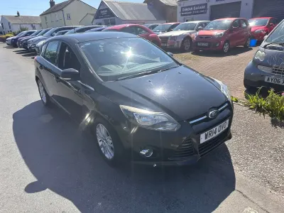 Used Ford Focus Titanium 125 HP (91 kW) 2014 Black Hatchback