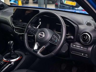 Used Nissan Juke Tekna 114 HP (83 kW) 2025 Blue SUV
