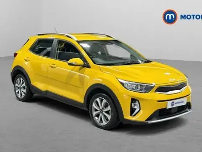 Used Kia Stonic 101 HP (74 kW) 2023 Yellow SUV