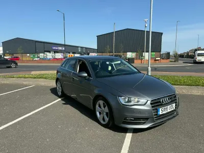 Usado Audi A3 Sport 2016 Cinzento Citadino