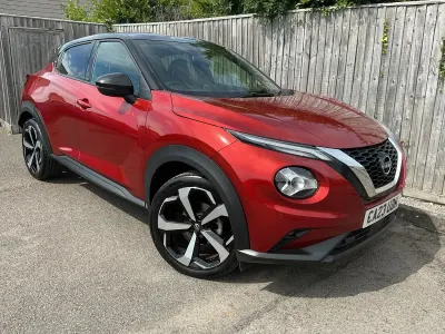 Used Nissan Juke Tekna 114 HP (83 kW) 2023 Red SUV