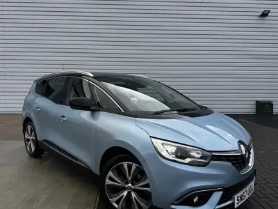 Used Renault Grand Scénic IV Dynamique 110 HP (80 kW) 2017 Blue MPV