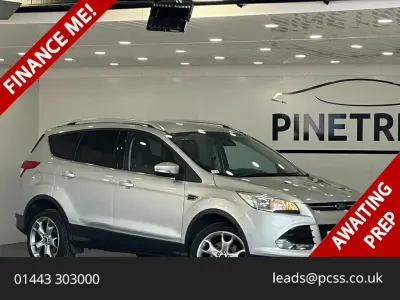 Begagnad Ford Kuga Titanium 182 HK (133 kW) 2015 Silver SUV