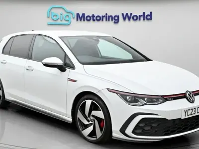Second-hand VW Golf VIII GTI 245 CP (180 kW) 2023 Alb Hatchback