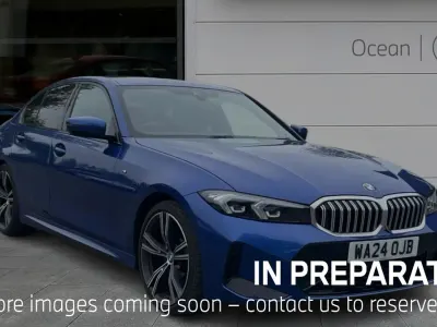Begagnad BMW 320 M Sport 181 HK (133 kW) 2024 Blå