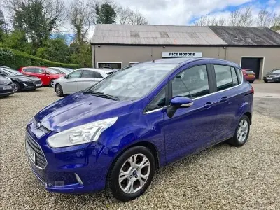 Used Ford B-MAX Zetec 105 HP (77 kW) 2015 Blue MPV