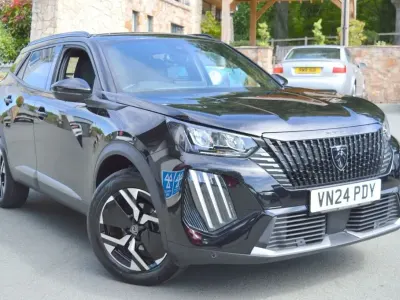 Used Peugeot 2008 Allure 130 HP (95 kW) 2024 Black SUV