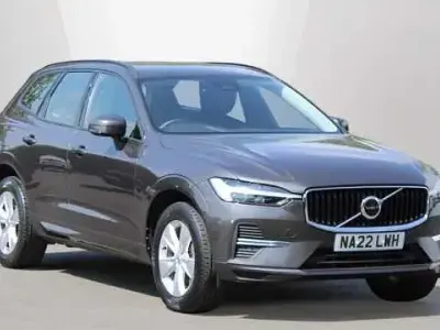 Used Volvo XC60 Momentum 250 HP (183 kW) 2022 SUV