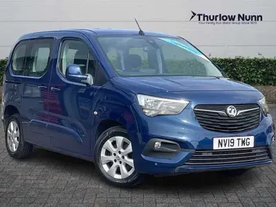 Used Vauxhall Combo S 110 HP (80 kW) 2019 Blue MPV