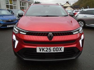 Used Renault Captur Techno 143 HP (105 kW) 2025 Red SUV