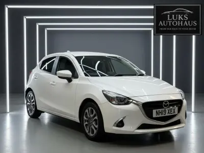 Used Mazda 2 Inclusive 90 HP (66 kW) 2019 White Hatchback
