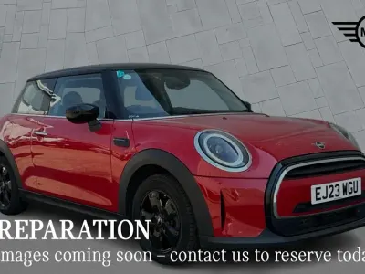 Used Mini Cooper Classic 134 HP (98 kW) 2023 Red Hatchback