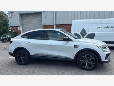 Used Renault Arkana R.S. 142 HP (104 kW) 2023 White  SUV