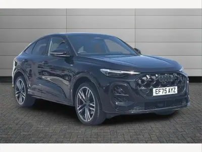 Used Audi Q5 Comfort 200 HP (147 kW) 2025 Black SUV