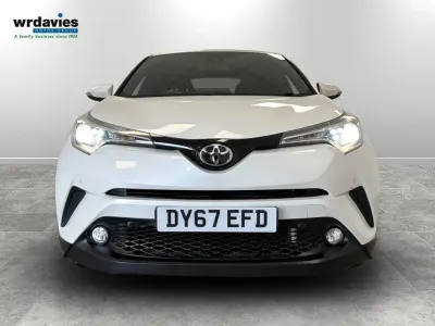 Used Toyota C-HR 116 HP (85 kW) 2017 White SUV