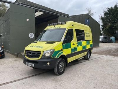 Used Mercedes Sprinter 190 HP (139 kW) 2014 Yellow