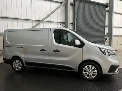 Used Renault Trafic 150 HP (110 kW) 2024 Grey MPV