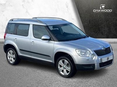 Used Skoda Yeti SE 140 HP (102 kW) 2013 Silver SUV