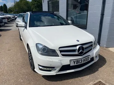 Used Mercedes C220 AMG 167 HP (122 kW) 2013 White Coupe