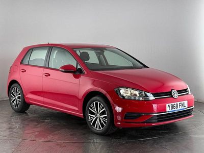 Red Used 2018 VW Golf VII SE Hatchback | £13,100 (Good price)